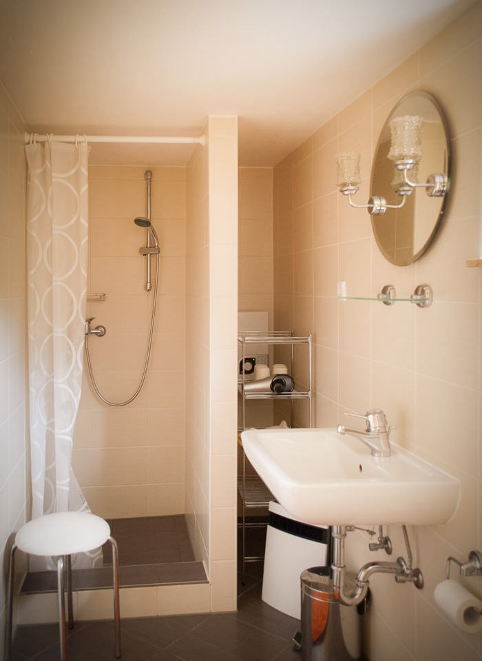 Dusche mit WC